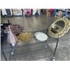 Image 1 : ASSORTED HOME DECOR
