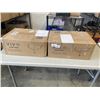 Image 1 : 2 VIVO TRIPLE MONITOR DESK MOUNT 1 FIXEX, 2 PNEUMATIC ARMS