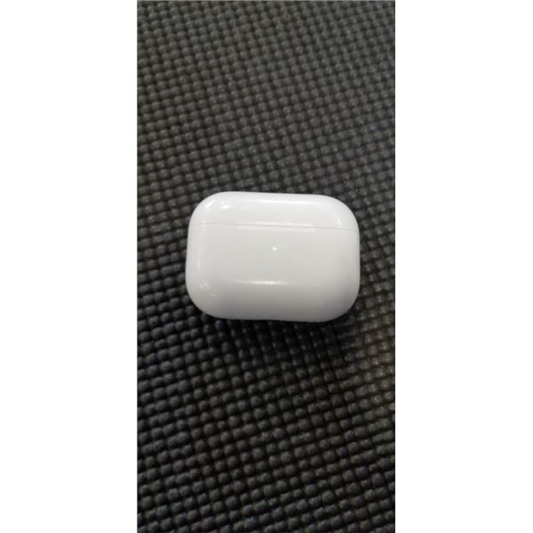 APPLE AIRPODS PRO (2ND GEN) W/ MAGSAFE CASE (USB-C) - TESTED WORKING, RETAIL $279
