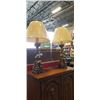 Image 1 : PAIR OF VINTAGE TABLE LAMPS W/ GOLD TONED BASE