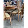 Image 2 : FRENCH PROVINCIAL DINING TABLE W/ 6 CHAIRS