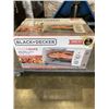 Image 2 : BLACK & DECKER 4-SLICE AIR FRY TOASTER OVEN - TESTED WORKING, RETAIL $179