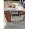 Image 3 : BLACK & DECKER 4-SLICE AIR FRY TOASTER OVEN - TESTED WORKING, RETAIL $179