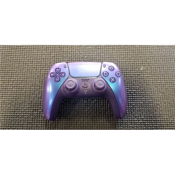 PS5 PEARL CHROMA DUALSENSE WIRELESS CONTROLLER - TESTED WORKING, RETAIL $99