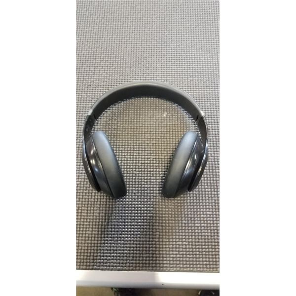 BEATS STUDIO PRO OVER EAR NOISE CANCELLING BLUETOOTH HEADPHONES - TESTED WORKING, RETAIL $469