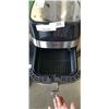 Image 2 : AS NEW ULTIMA COSA 5.2QT DIGITAL AIR FRYER - TESTED WORKING, RETAIL $229