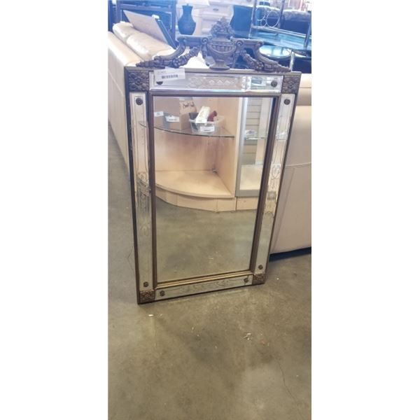 ANTIQUE ETHCED GLASS MIRROR