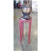 Image 3 : ANTIQUE INLAID METAL LAMP AND SMALL MIRROR TOP TABLE