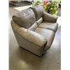 Image 4 : LIGHT BEIGE LEATHER LOVE SEAT