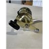 Image 2 : ABU GARCIA AMBASSADO LEVEL WIND GOLD FISHING REEL