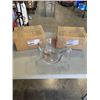Image 1 : 2 NEW PYREX PREPWARE 2 QUART GLASS MIXING MEASURING BOWLS