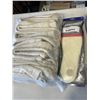 Image 4 : LOT OF WOOL SOCKS AND NEW SHOE INSERT AND LACES