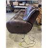 Image 2 : BROWN STITCHED LEATHER POWER RECLINING SOFA, WORKING IN GOOD CONDITION