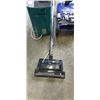 Image 3 : HOOVER VACUUM AND HEVILLO HUMIDIFIER / DEHUMIDIFY