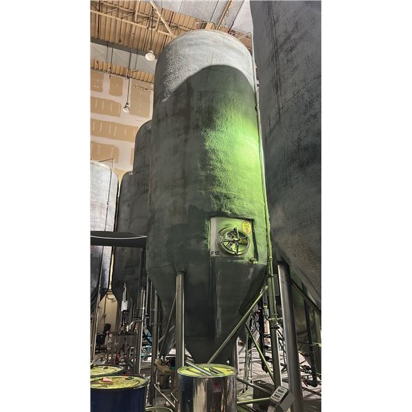150 HL JACKETED FERMENTATION TANK. REQUIRES PROFESSIONAL TO REMOVE