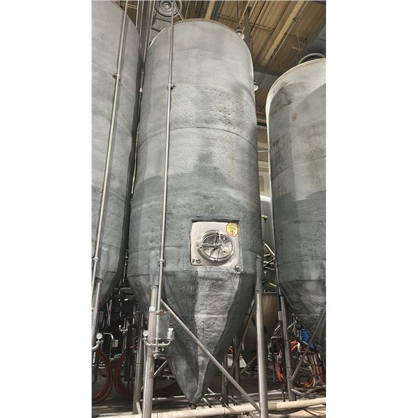 150 HL JACKETED FERMENTATION TANK. REQUIRES PROFESSIONAL TO REMOVE