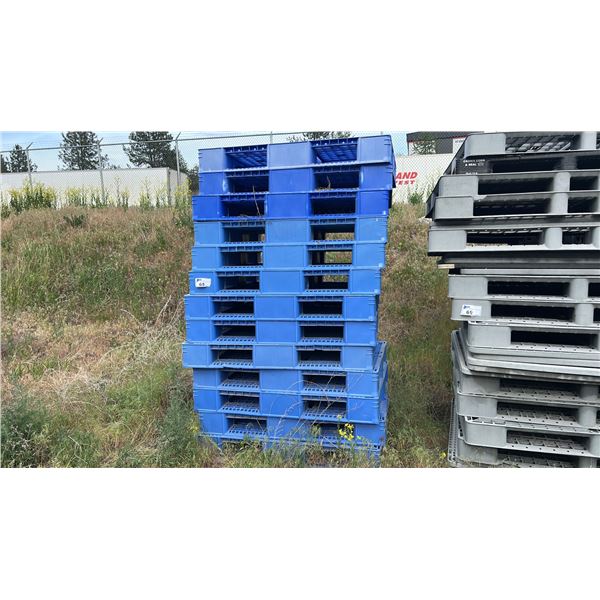 GROUP LOT OF BLUE PLASTIC PALLETS APPROX 13 X 40" X 48"