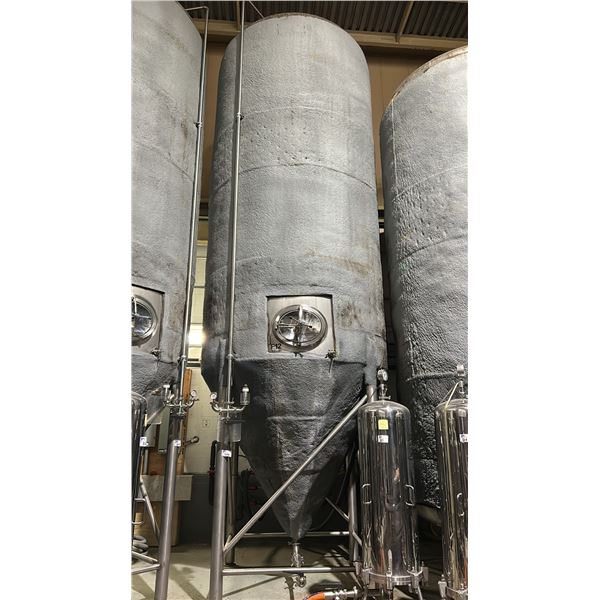 150 HL JACKETED FERMENTATION TANK. REQUIRES PROFESSIONAL FOR REMOVAL