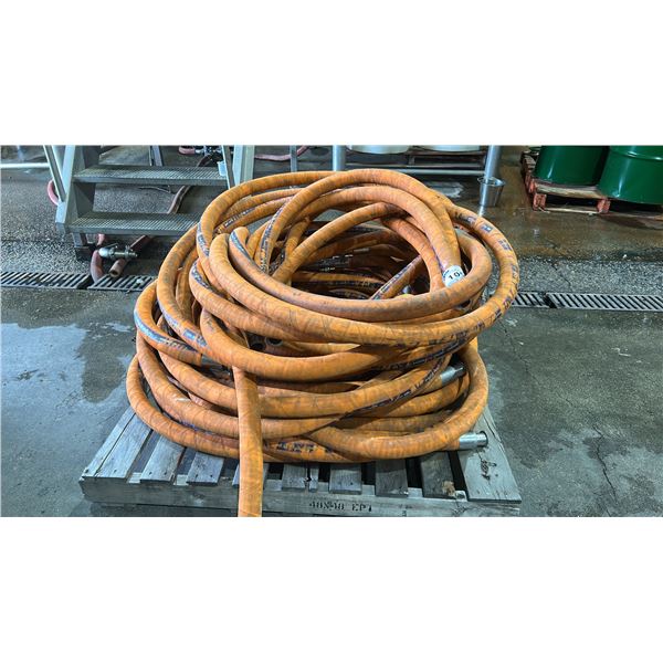 GROUP LOT OF CONTINENTAL VINTNER RESERVE 1 1/4" FLUID TRANSFER HOSES. USDA 45011. ORANGE.