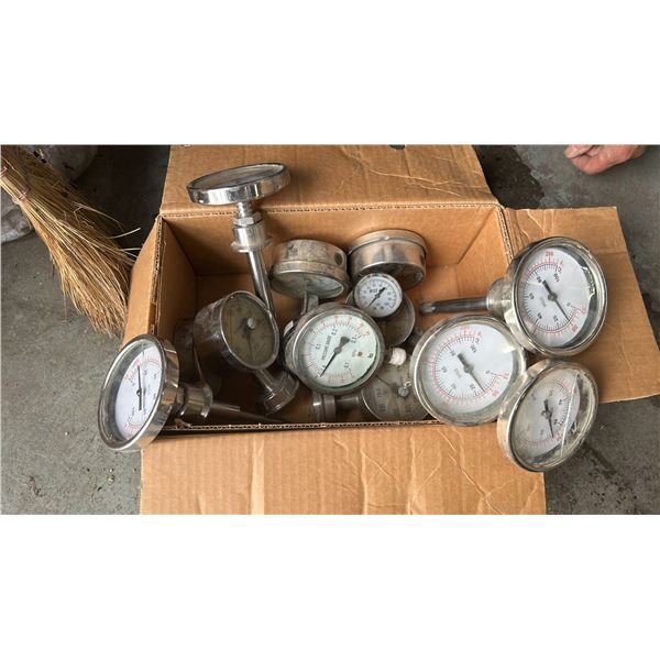 SHELF LOT OF PRESSURE GAUGES, PUMP PARTS, FITTINGS, GASKETS, NUFLO PARTS, ETC. 5 BOXES
