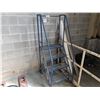 Image 1 : BLUE 3' ROLLING STEP LADDER
