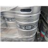 Image 2 : PALLET OF 24 X 50L STAINLESS KEGS