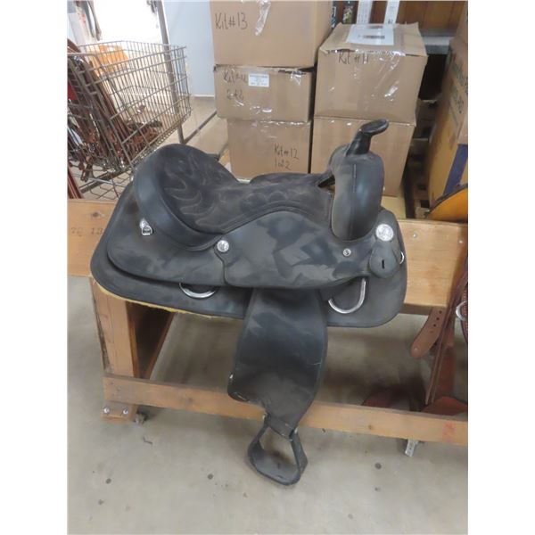 New Wintech Western Saddle, 16" Wide – Some Damage