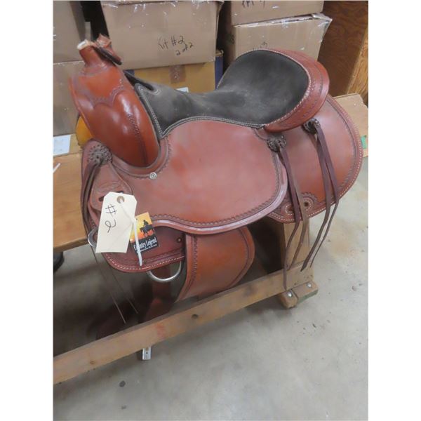 New Country Legend Western Saddle, 15½" Wide – Some Damage