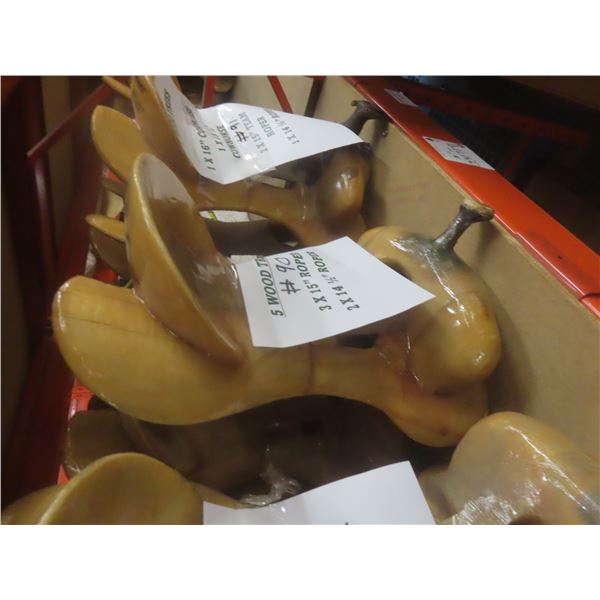 5 New Wood Saddle Trees – Roper Style