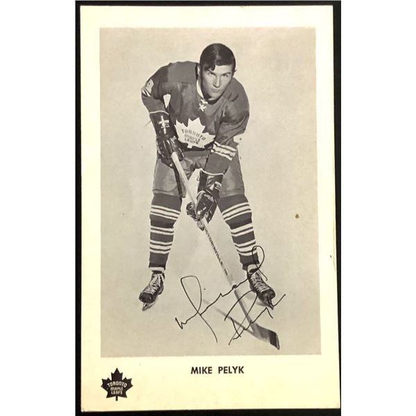 TORONTO MAPLE LEAFS TEAM ISSUED POSTCARD - MIKE PELYK - SIGNED