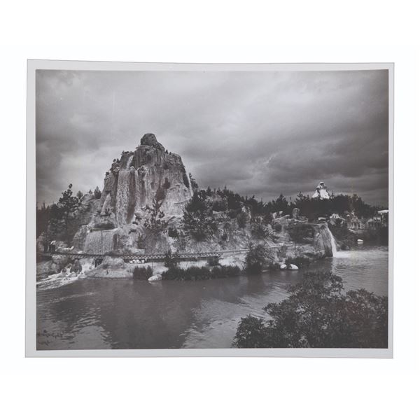 A Frontierland Cascade Peak Photograph.