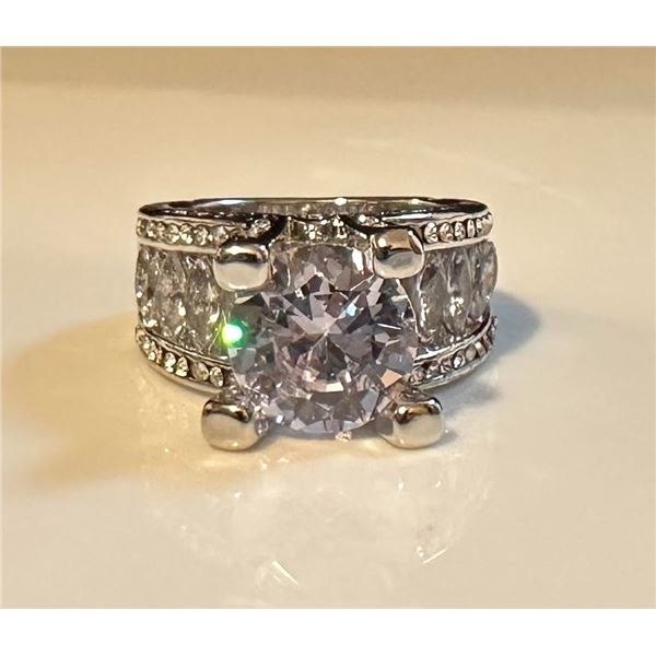 Beautiful 14 Kt. White Gold Plated 4.5 Ct Simulated White Diamond Ring