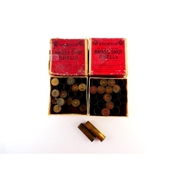 PRIMED AND NON-PRIMED WINCHESTER 12 GAUGE 2 1/2" AND 2 7/8" BRASS SHOT SHELL HULLS LOT