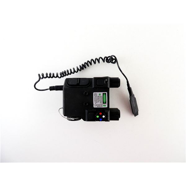 UNKNOWN GREEN LASER WITH MULTI-COLOUR FLASHLIGHT