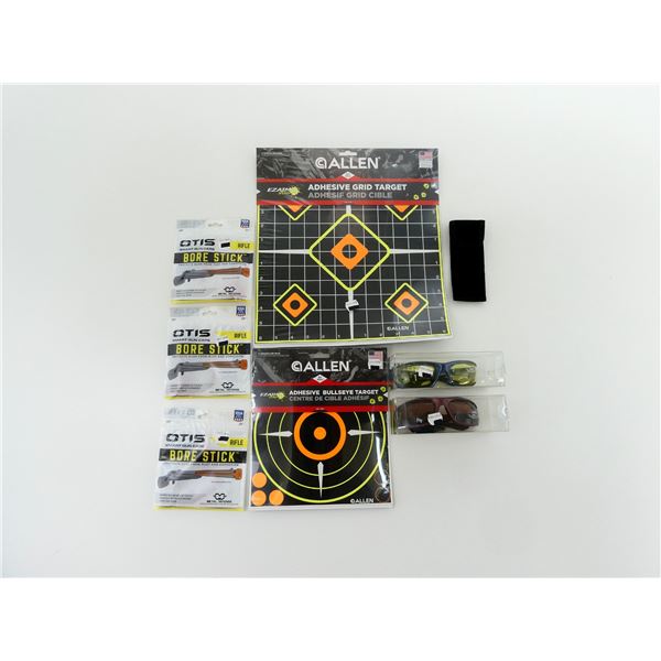 ASSORTED TARGETS AND GUN ACCESSORIES LOT