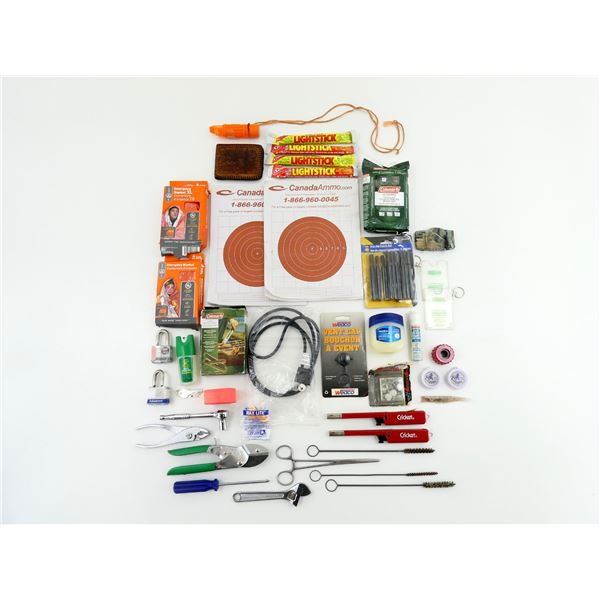 HOBBYIST ACCESSORIES LOT