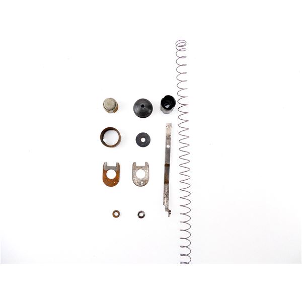 ASSORTED REMINGTON 870 SHOTGUN PARTS LOT