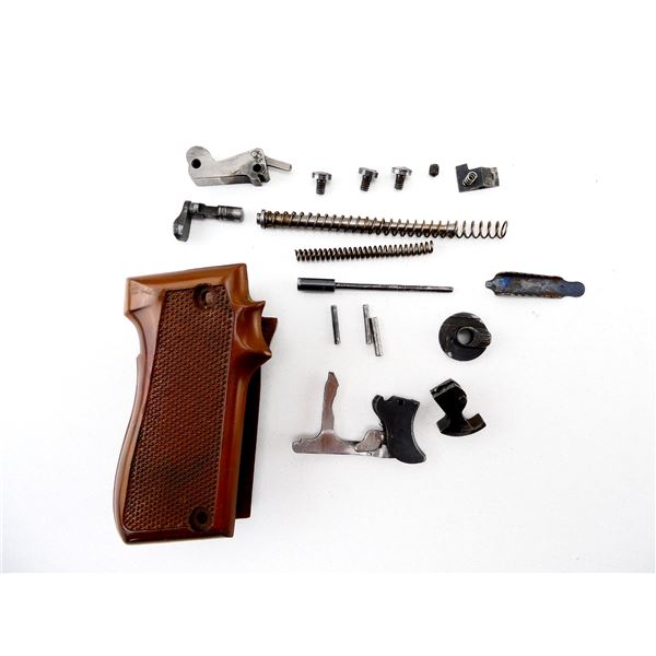 UNIQUE D.3 .22 LR PARTS LOT