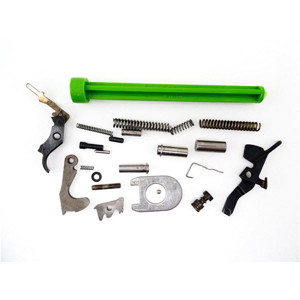 ASSORTED REMINGTON 870 12 GAUGE PARTS LOT