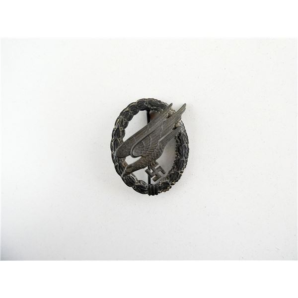 WWII GERMAN LUFTWAFFE PARACHUTISTS BADGE