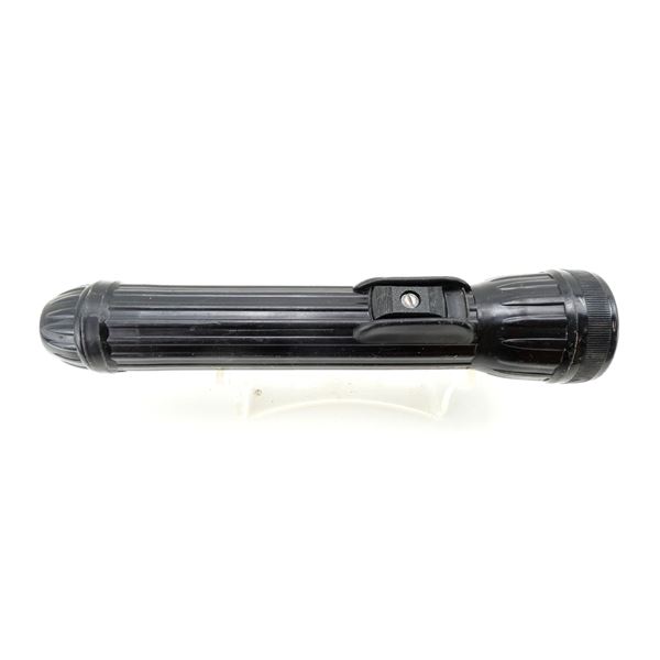 ONTARIO PROVINCIAL POLICE FLASHLIGHT