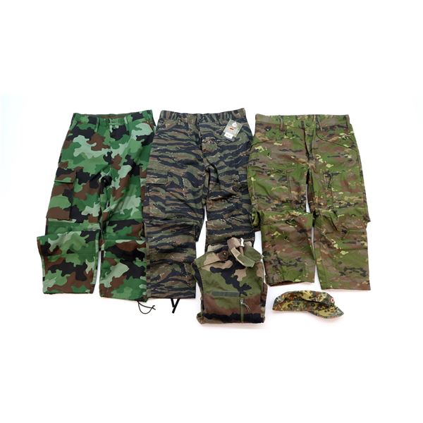 ASSORTED MILITARY / MILITARY STYLE CLOTHING LOT