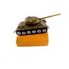 Image 2 : COMMEMORATIVE RUSSIAN WWII T34 TANK VICTORY AWARD TRENCH ART