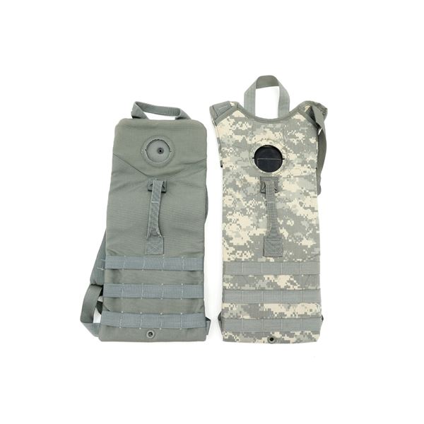 U.S. MILITARY MOLLE II HYDRATION SYSTEM CARRIER LOT