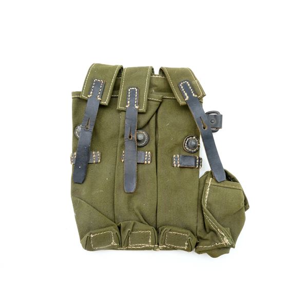 GERMAN MILITARY MP44 MAG POUCH