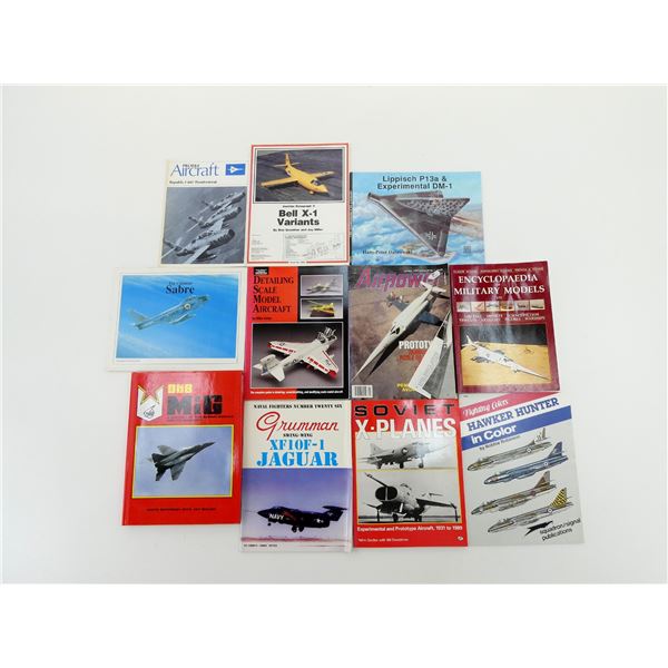 ASSORTED MILITARY AIRCRAFT BOOK LOT