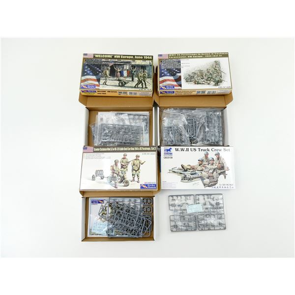 GECKO / BRONCO WWII U.S. MODEL KITS LOT