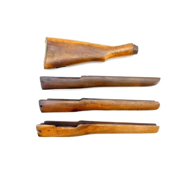 LEE ENFIELD NO. 4 MK. I BUTT STOCK AND FORENDS LOT