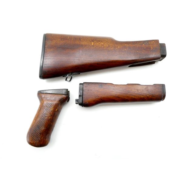 AK RIFLE LOWER HAND GUARD, HANDLE GRIP & M1 CARBINE BUTT STOCK LOT