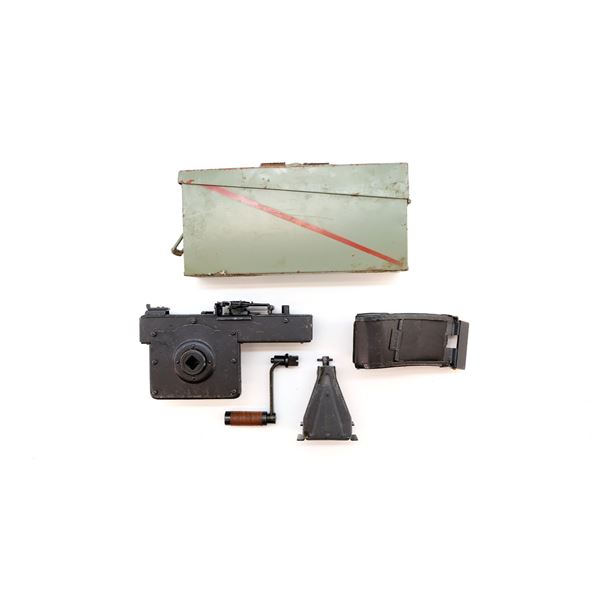 YUGOSLAVIAN MG 42/53 BELT LOADER WITH AMMO TIN